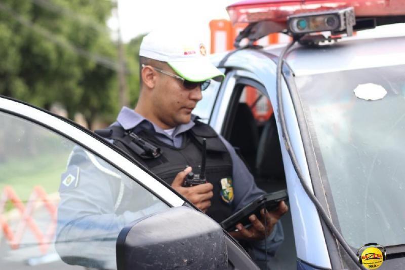 Policiais realizarão abordagens em rodovias estaduais, avenidas e locais onde ocorrem festas carnavalescas. 