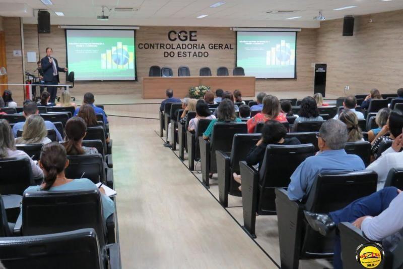 Secretário do TCU em Mato Grosso, René Neuenschwander, explica a “Estratégia Nacional de Prevenção e Combate à Fraude e à Corrupção”.